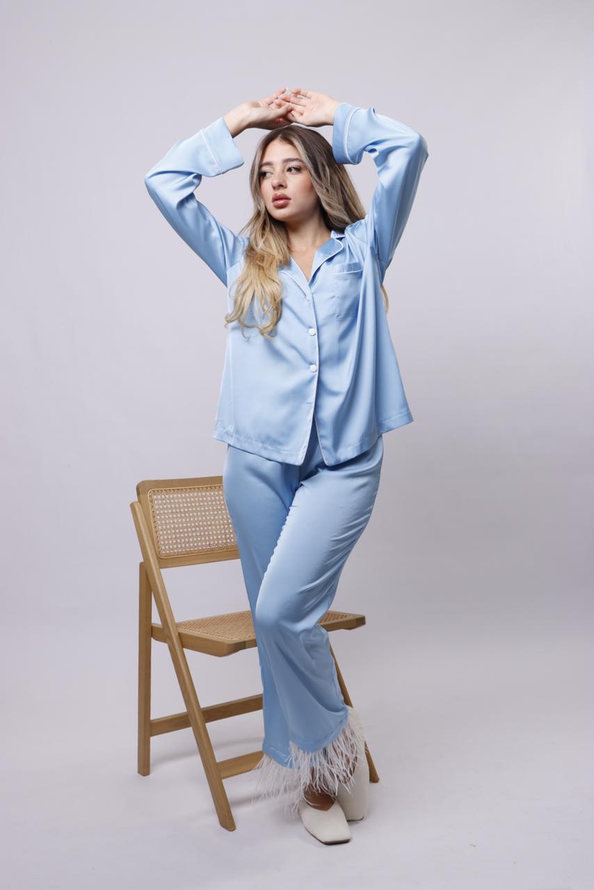 Baby blue feathered silk set