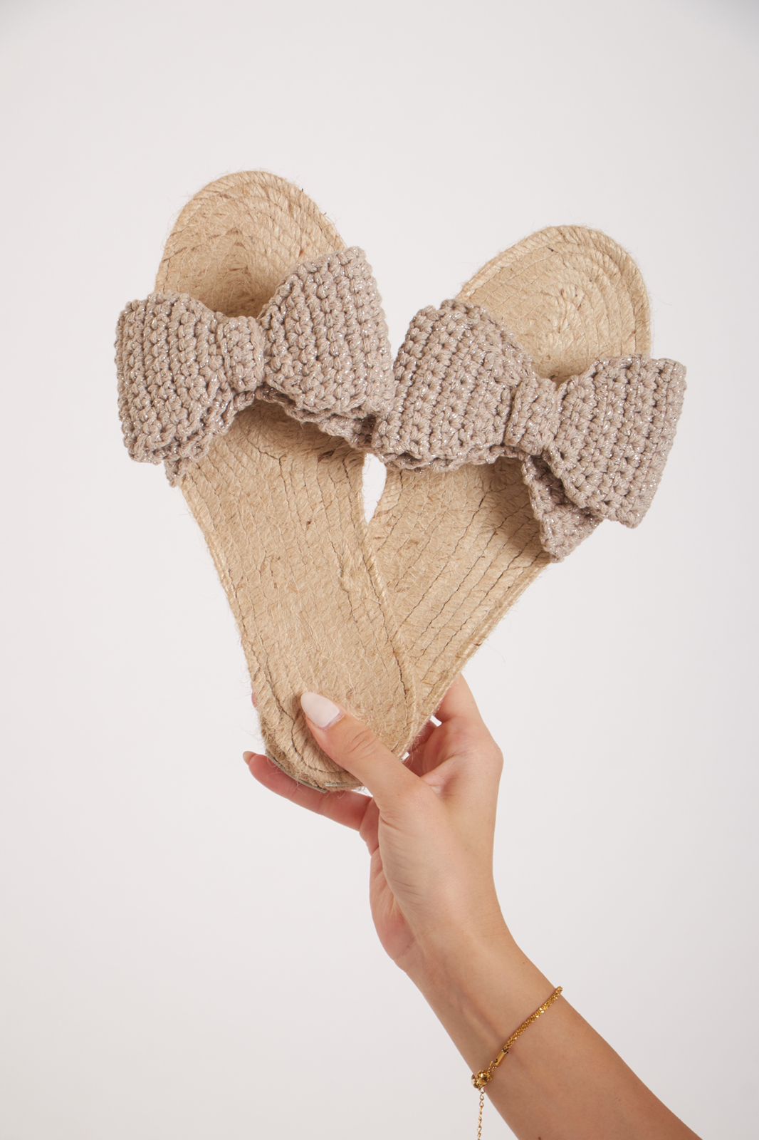Nude bow sandals