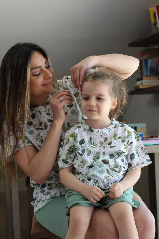 Kids green leaves patterned pjs