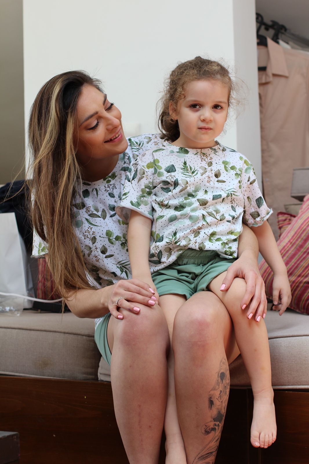 Adults green leaves patterned pjs