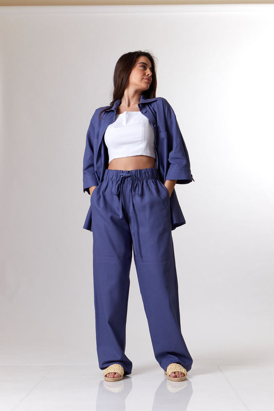 Ensemble en lin bleu marine